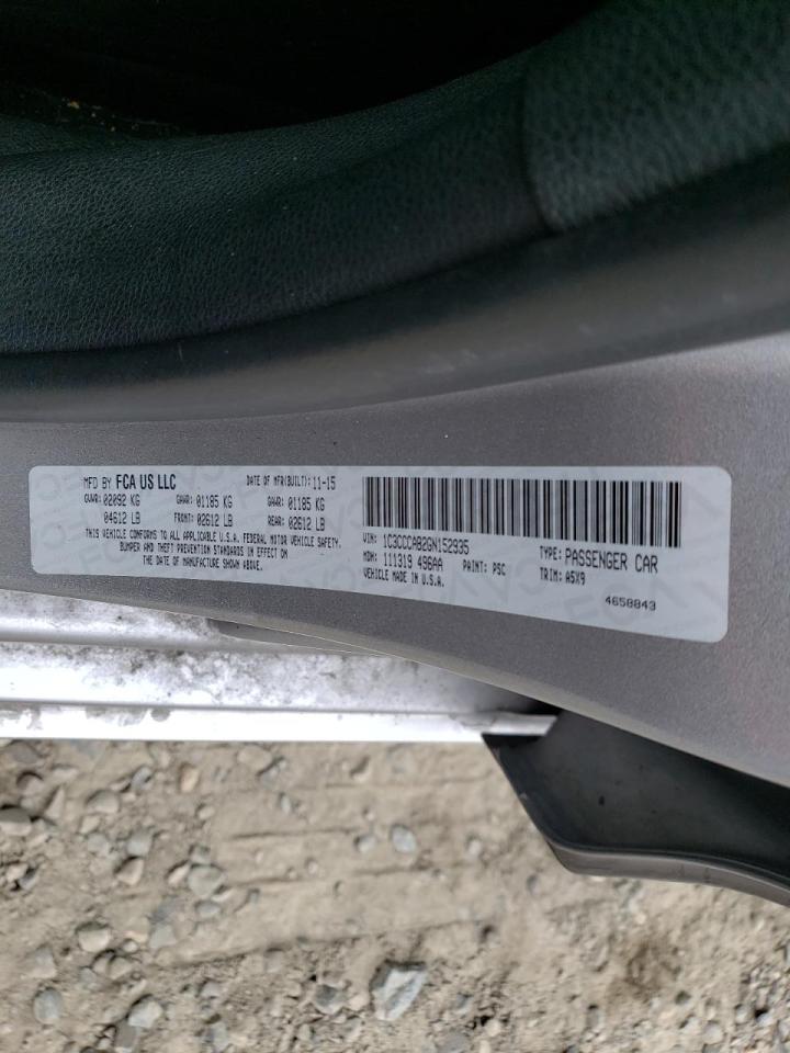 2016 Chrysler 200 - Image 13