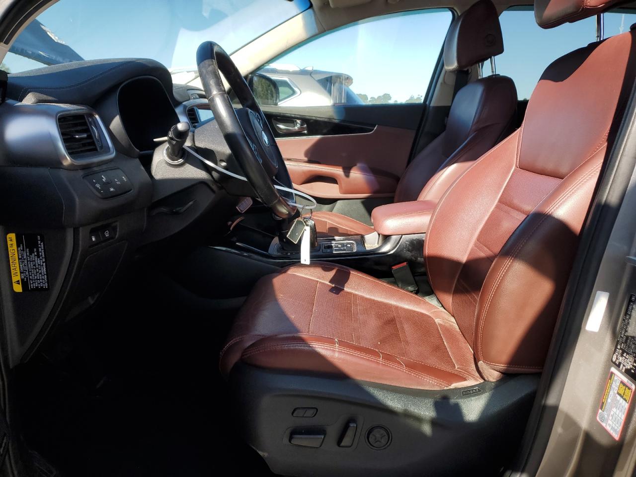 2017 Kia Sorento - Image 7