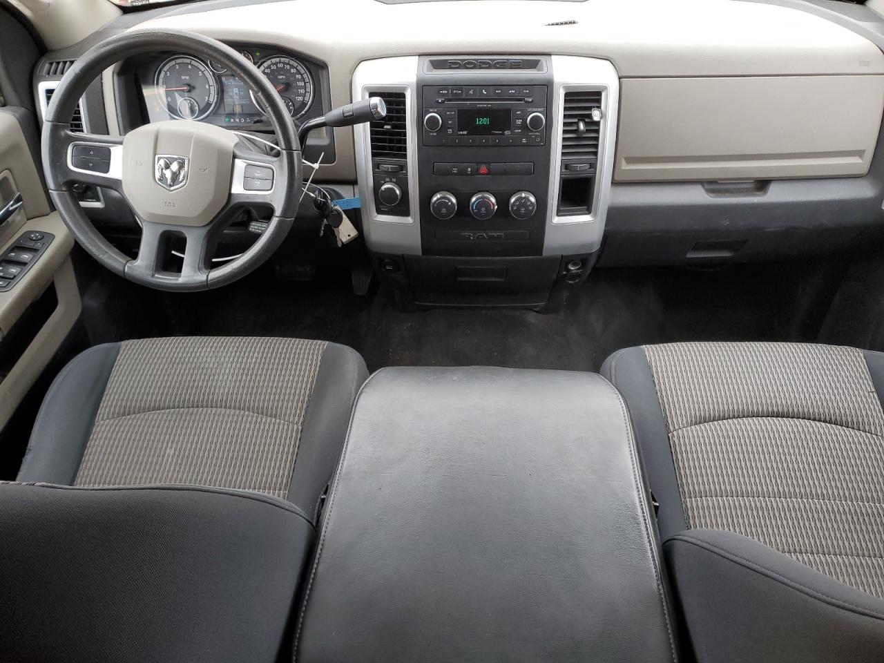 2010 Dodge RAM - Image 8