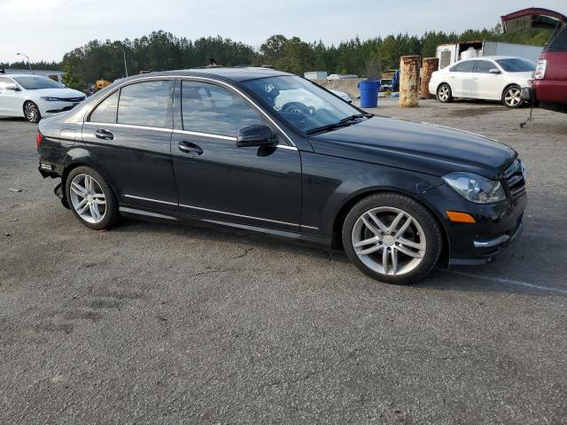  MERCEDES-BENZ C-CLASS 2014 Czarny