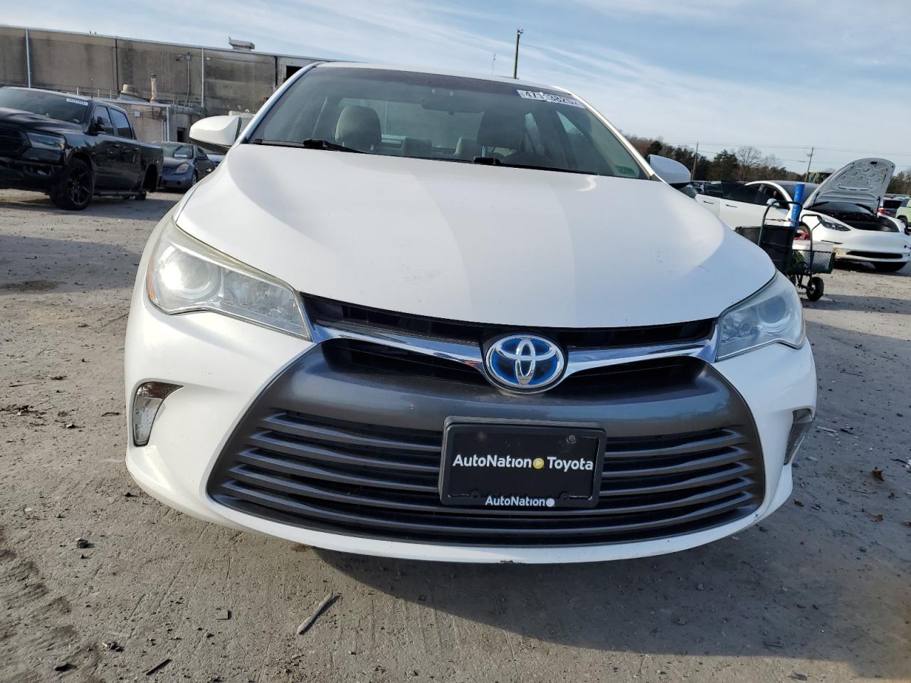 2015 Toyota Camry - Image 5