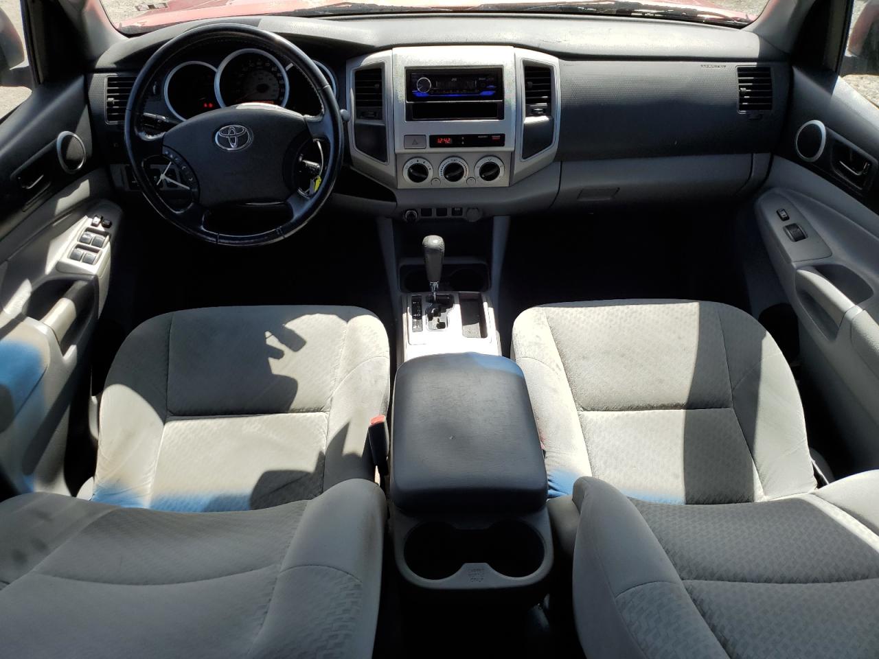 2010 Toyota Tacoma - Image 8