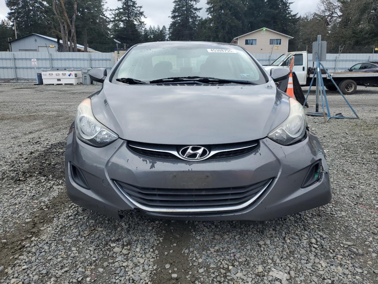 2013 Hyundai Elantra - Image 5