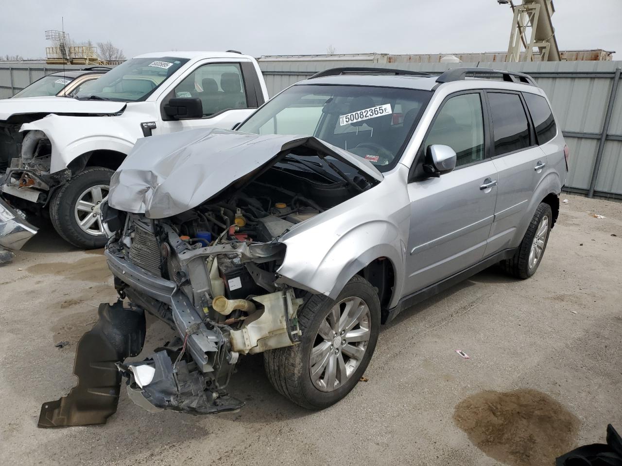 2012 Subaru Forester 2.5X Premium na sprzedaż w Kansas City, KS - Front End
