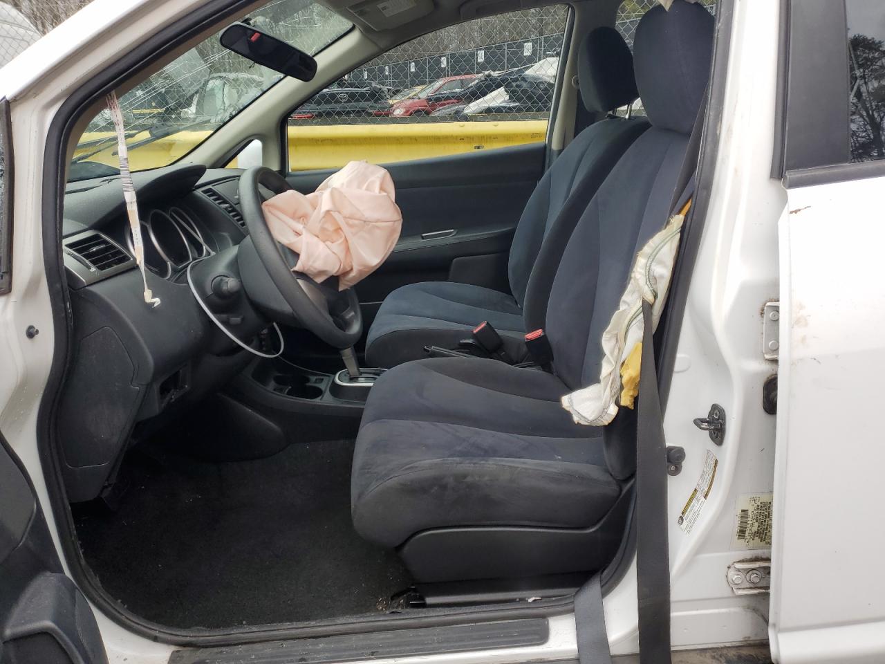 2009 Nissan Versa - Image 7