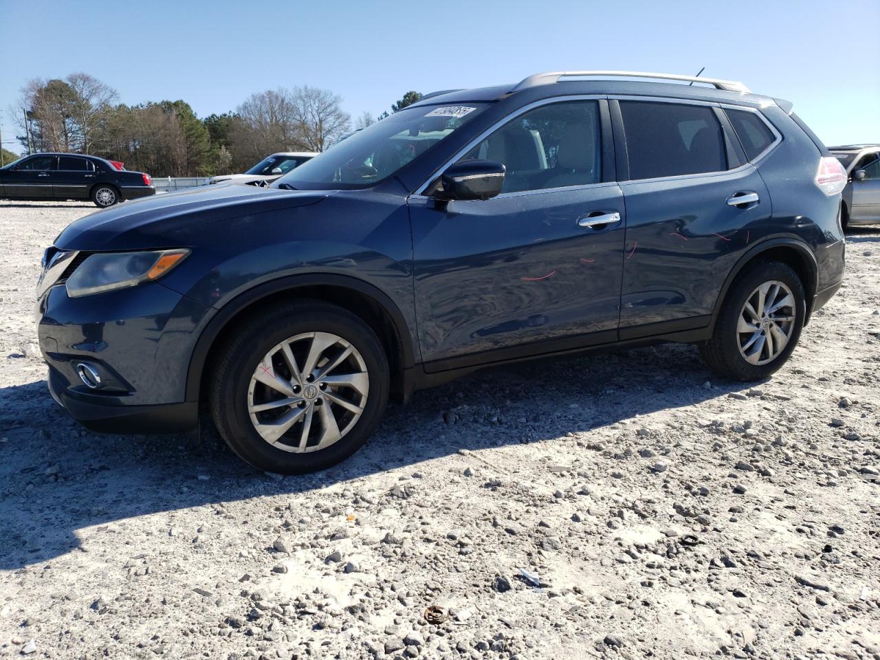 2015 Nissan Rogue - Image 1
