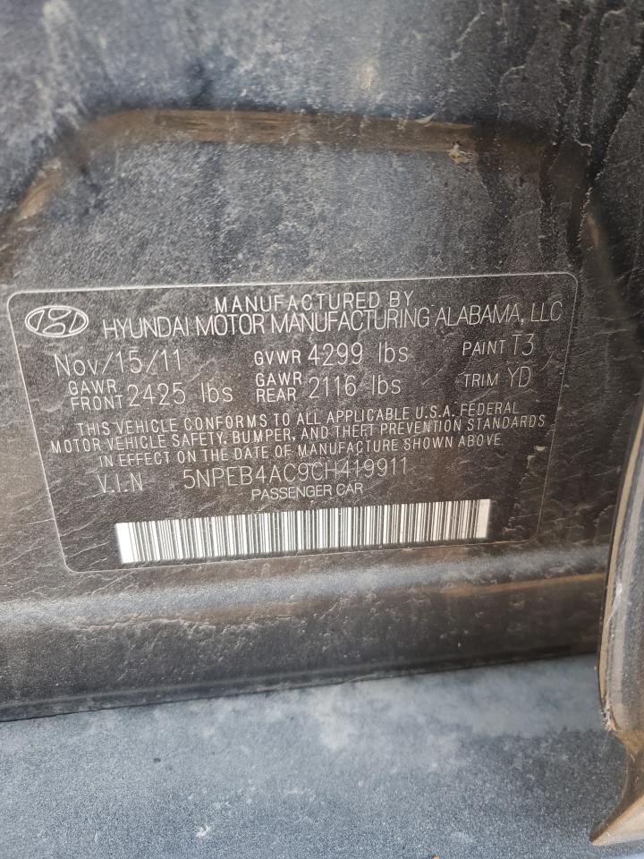 2012 Hyundai Sonata - Image 14