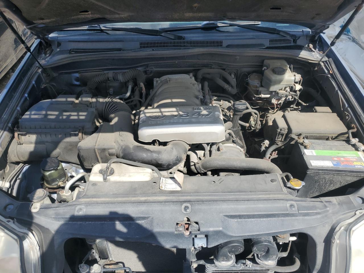 2003 Toyota 4Runner - Image 12