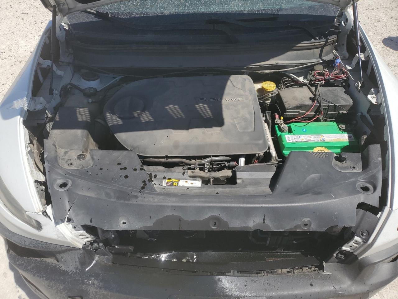 2014 Jeep Cherokee - Image 13