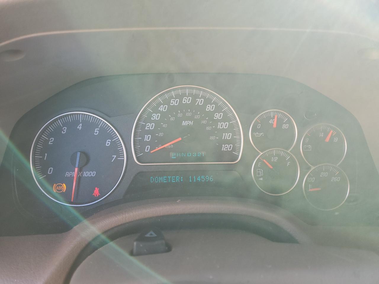 2004 GMC Envoy - Image 9