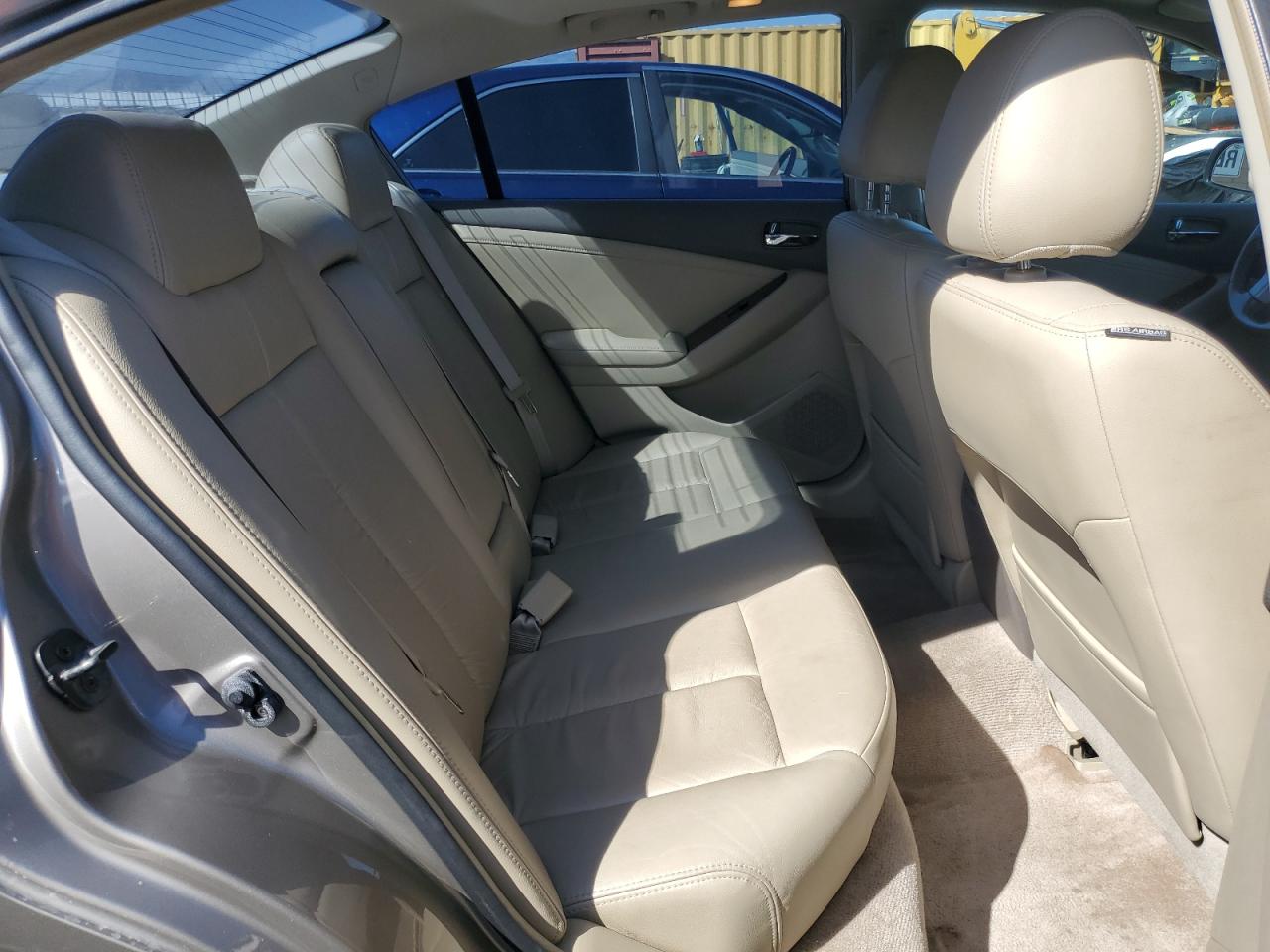 2007 Nissan Altima - Image 10
