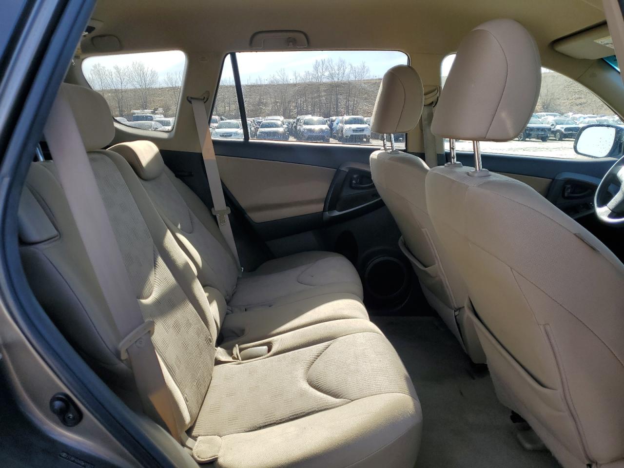 2011 Toyota RAV 4 - Image 11