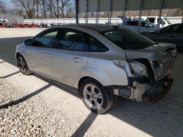 Sedans FORD FOCUS 2014 Srebrny