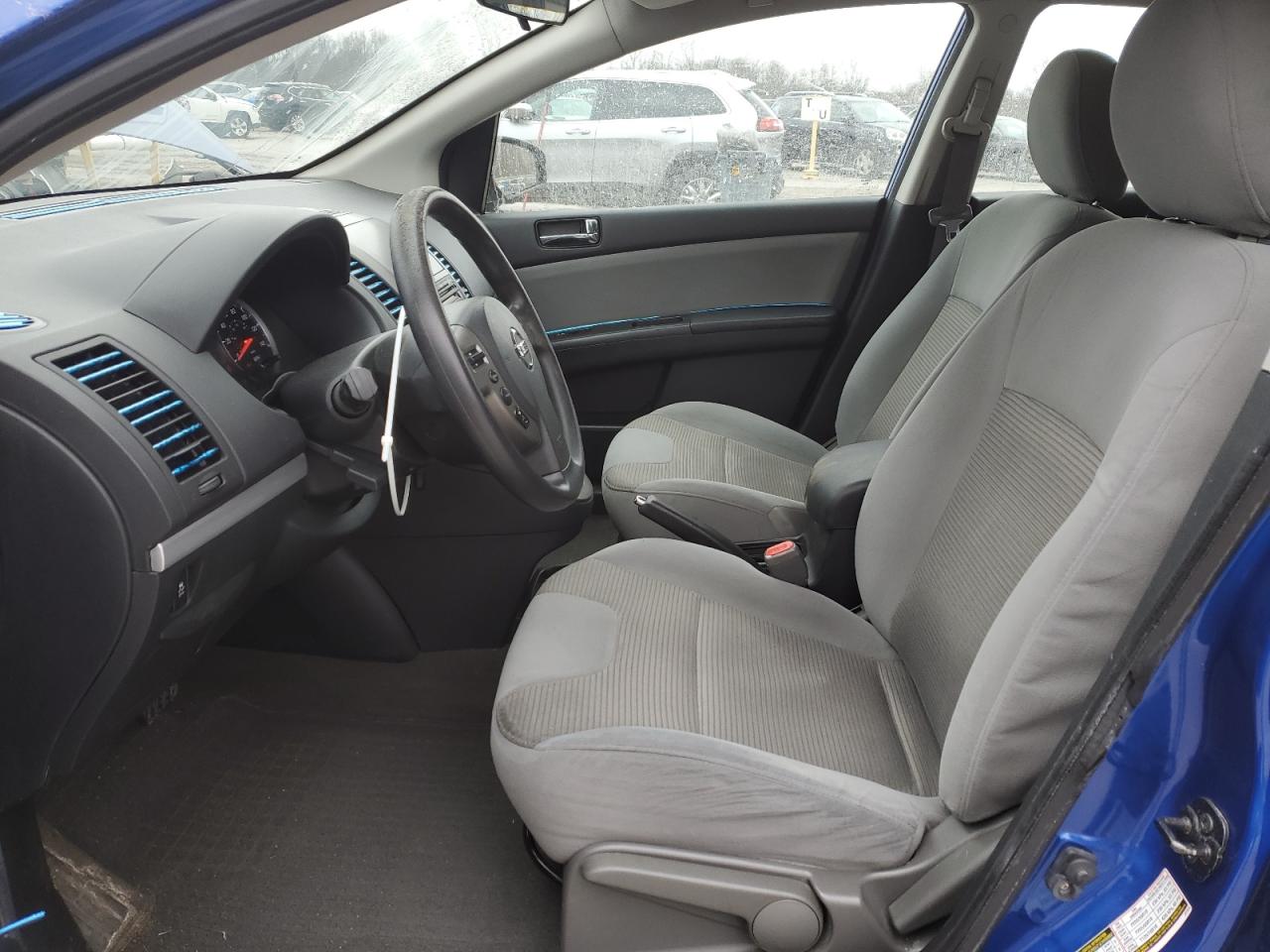 2012 Nissan Sentra - Image 7