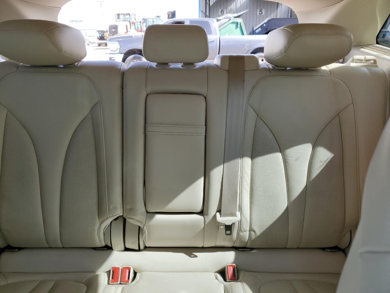 2015 Lincoln MKZ - Image 10