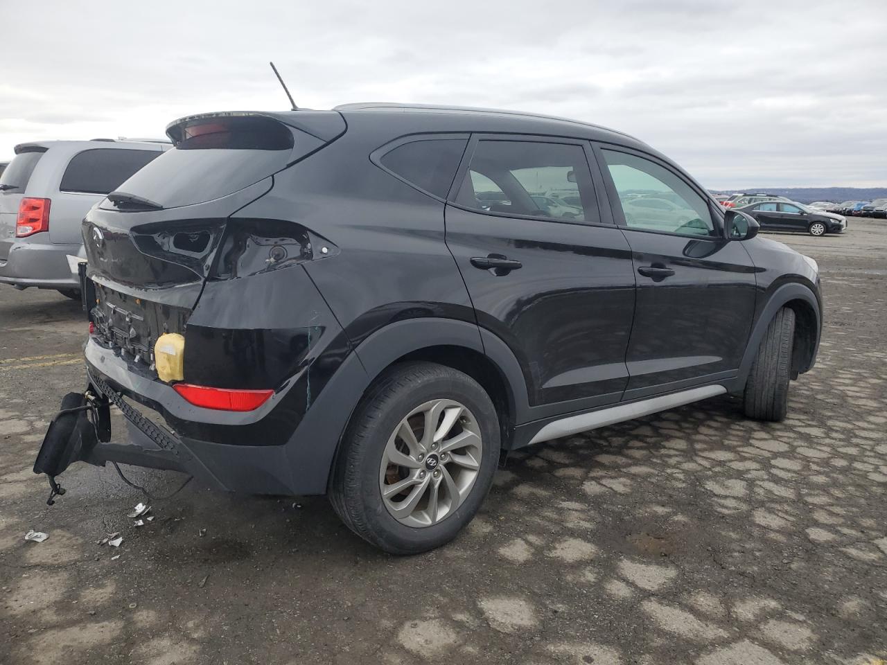 2017 Hyundai Tucson - Image 3
