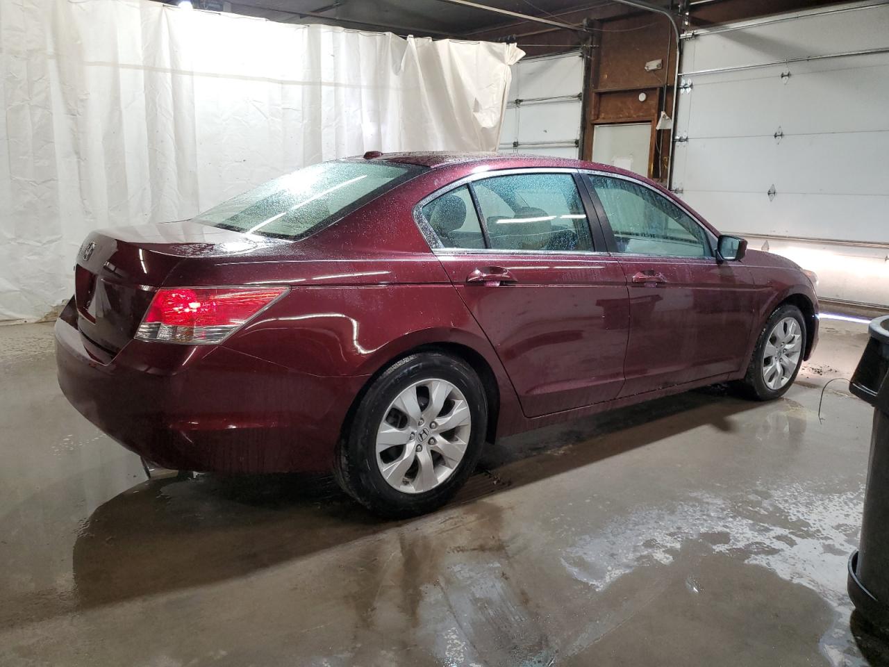 2009 Honda Accord - Image 3