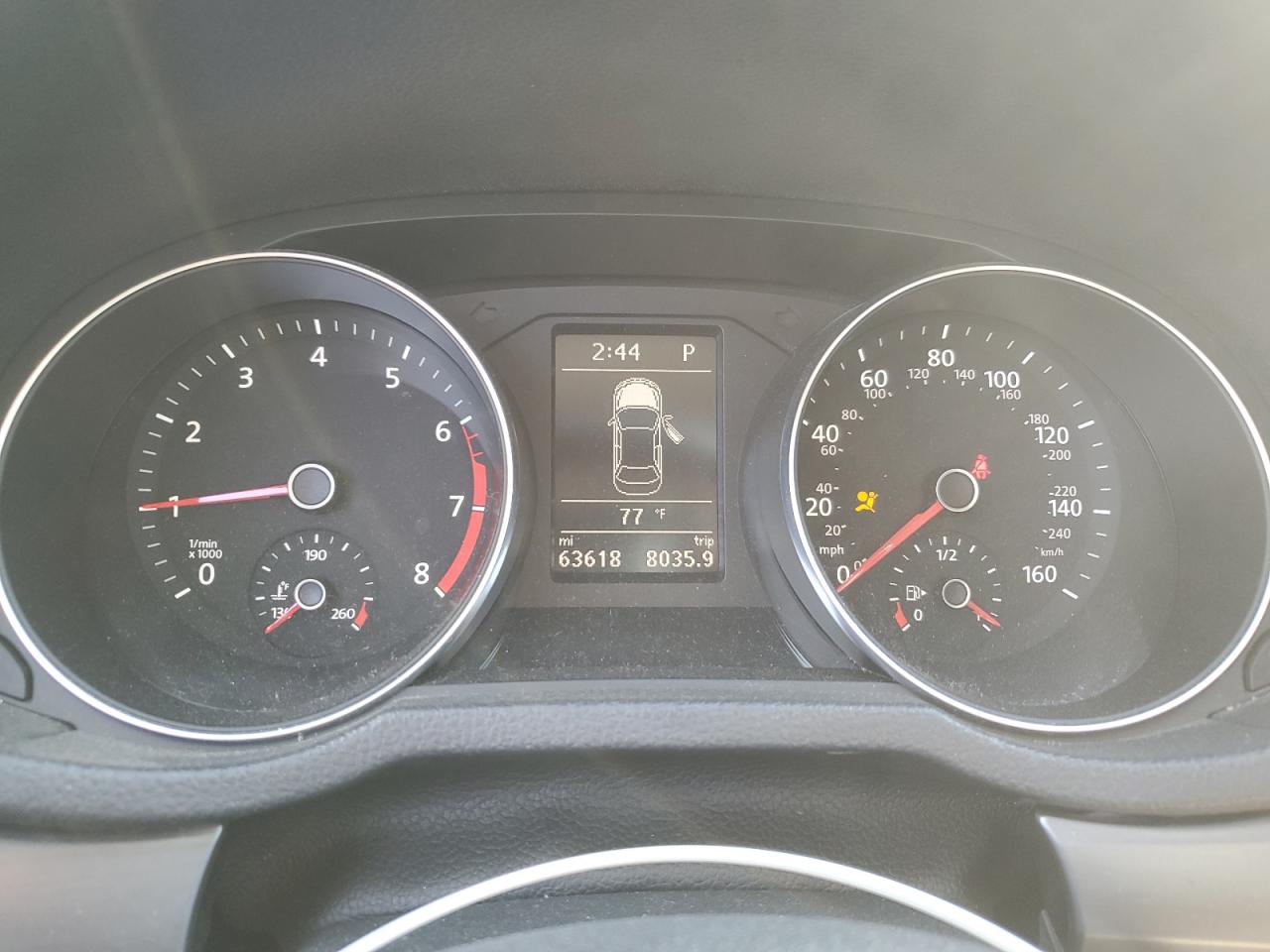 2017 Volkswagen Passat - Image 9