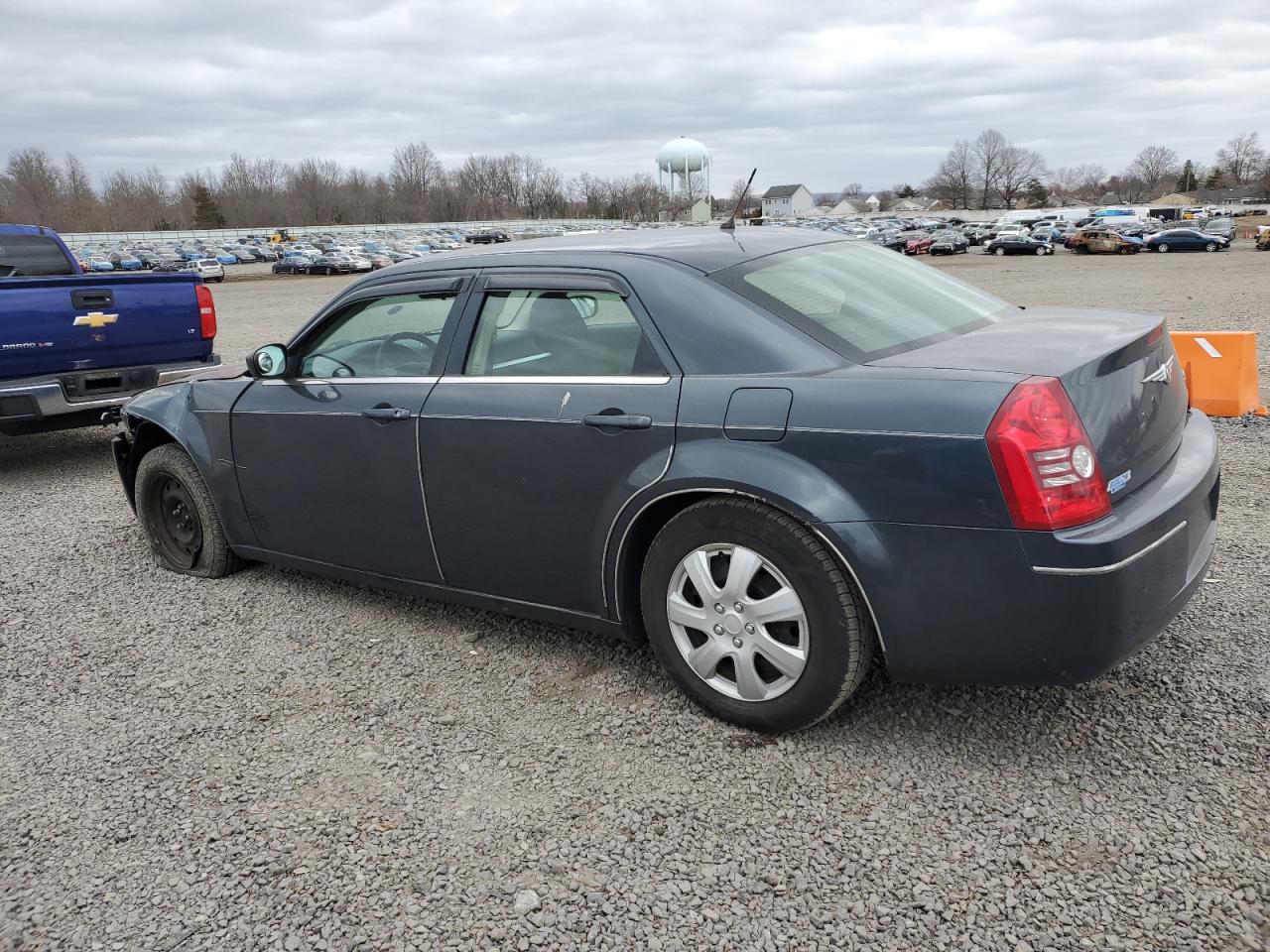 2008 Chrysler 300 - Image 2