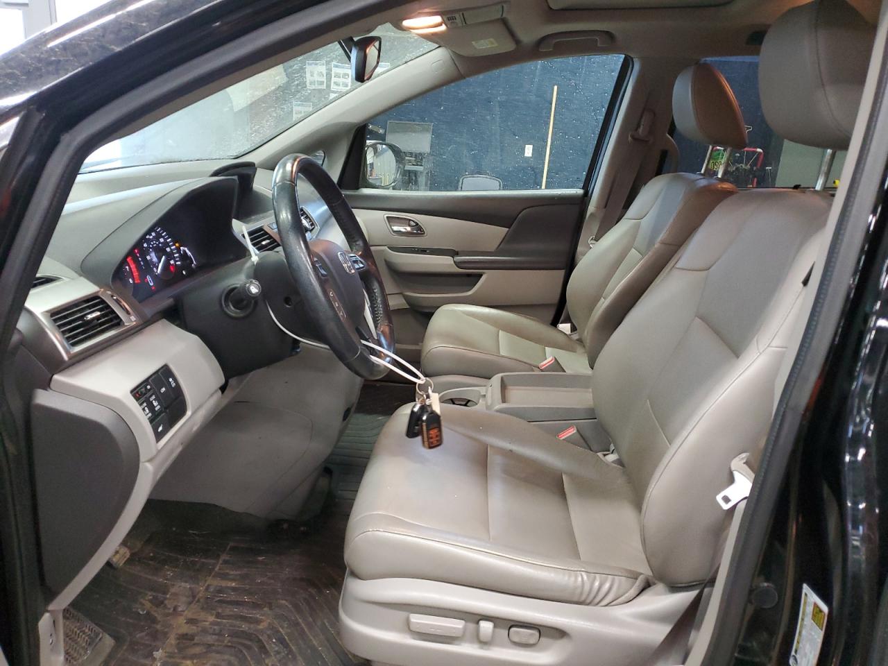 2015 Honda Odyssey - Image 7