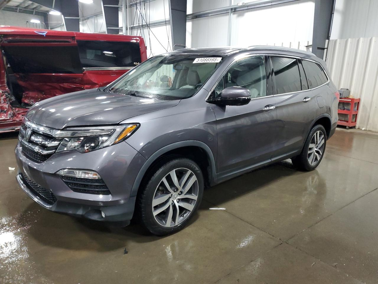 2017 Honda Pilot Touring للبيع في Ham Lake، MN - Rear End