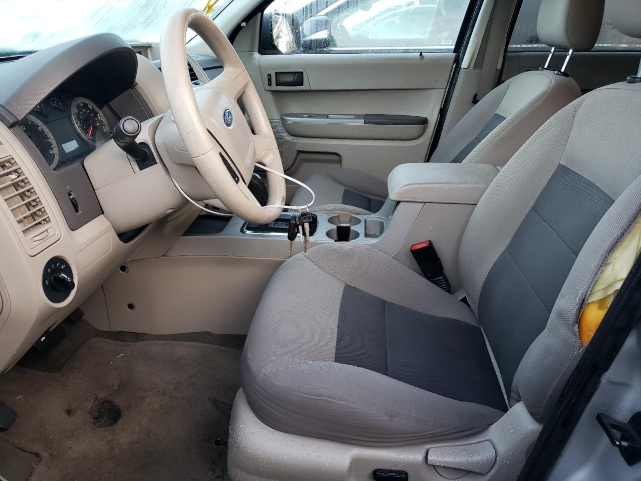 2008 Ford Escape - Image 7