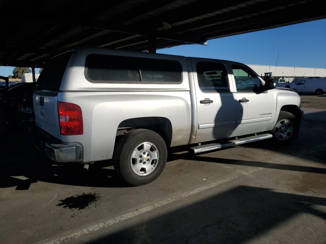 2013 Chevrolet Silverado - Image 3