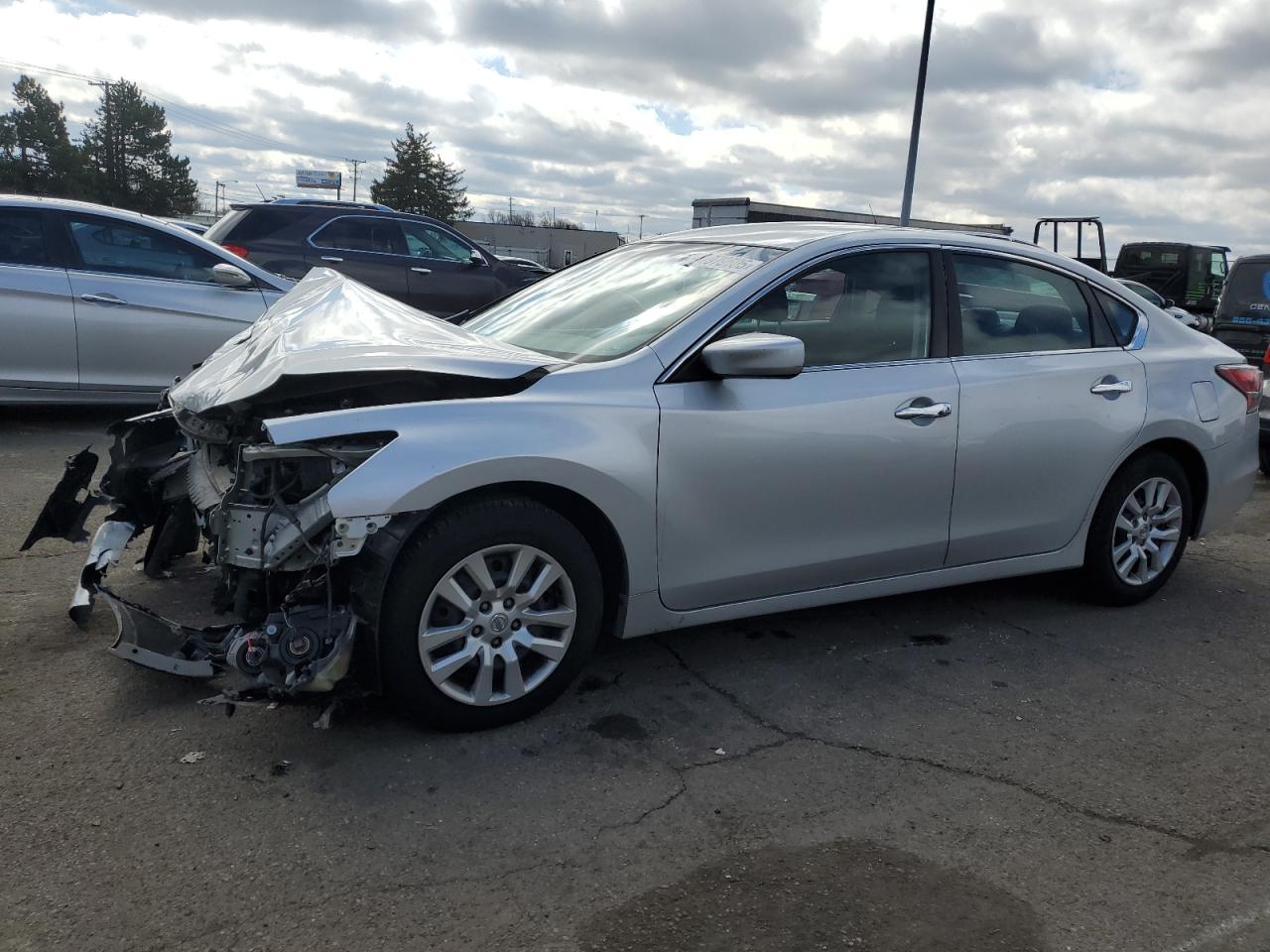 2015 Nissan Altima - Image 1