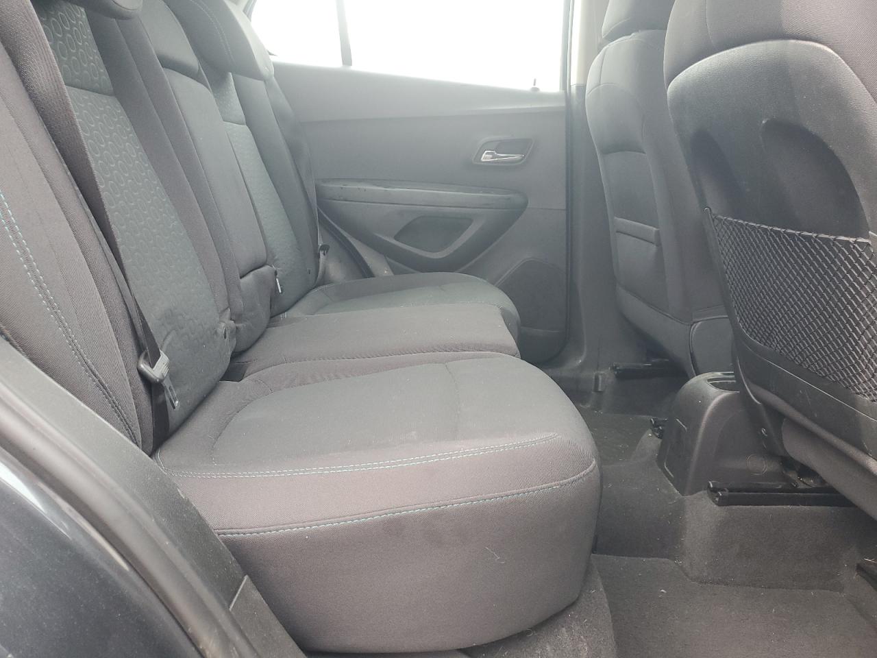 2016 Chevrolet Trax - Image 11