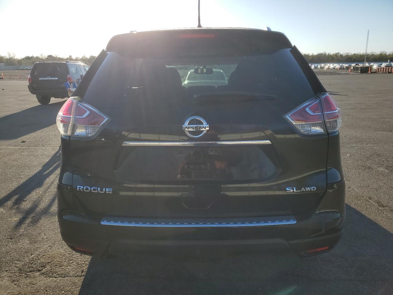 2015 Nissan Rogue - Image 6