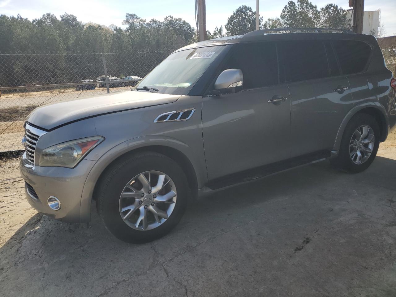 2011 INFINITI QX56