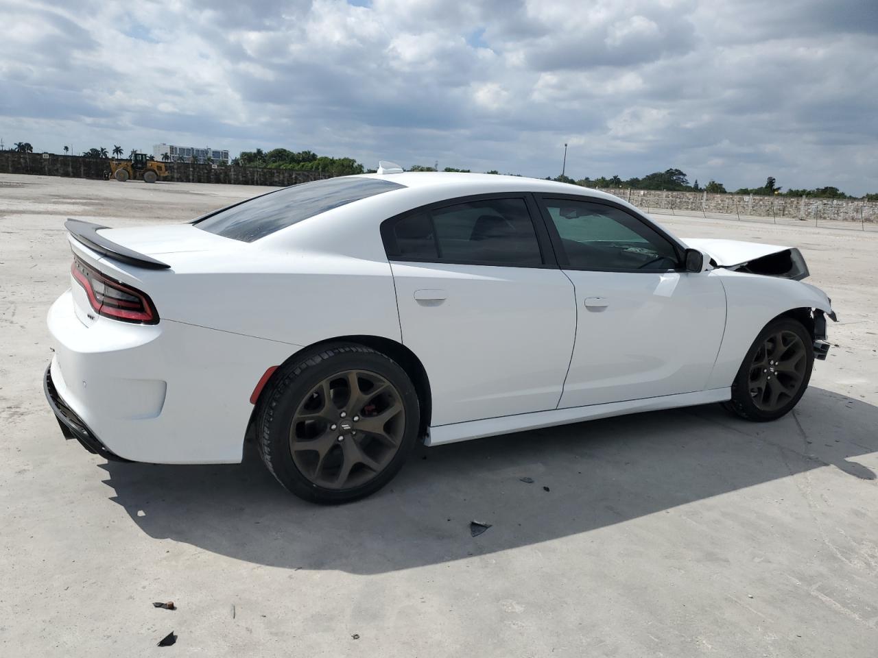 2019 Dodge Charger - Image 3