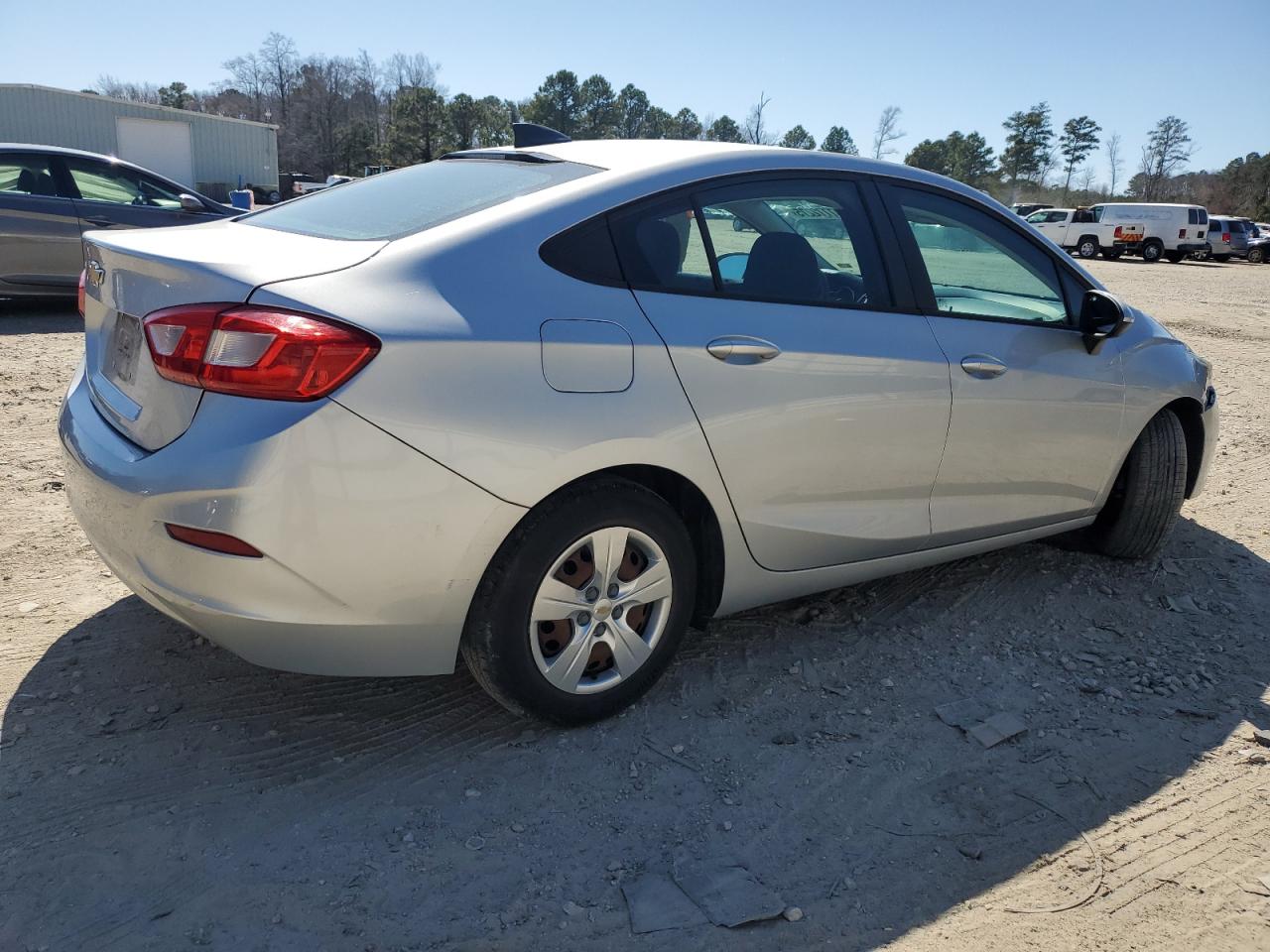 2016 Chevrolet Cruze - Image 3