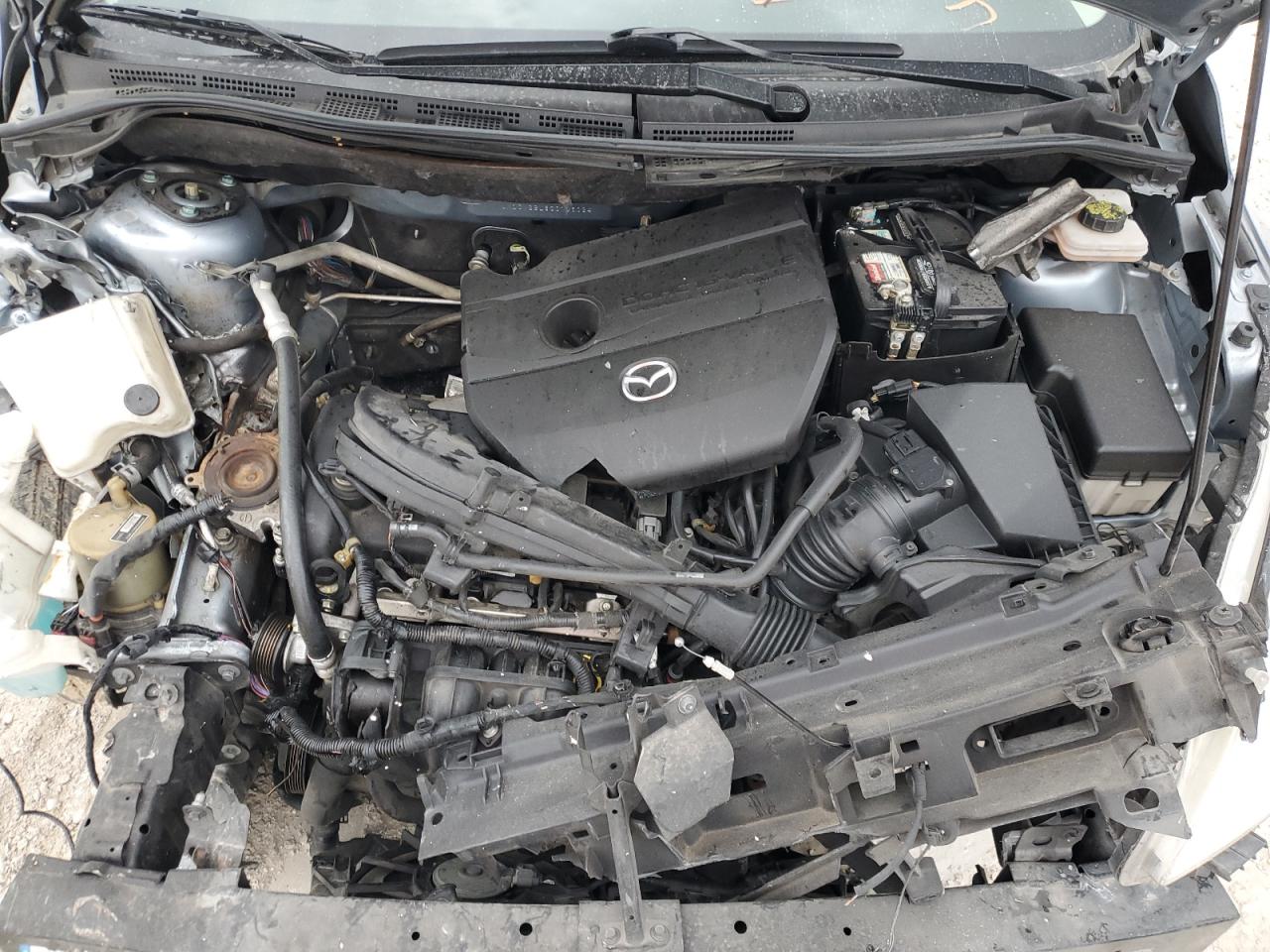 2012 Mazda 5 - Image 12