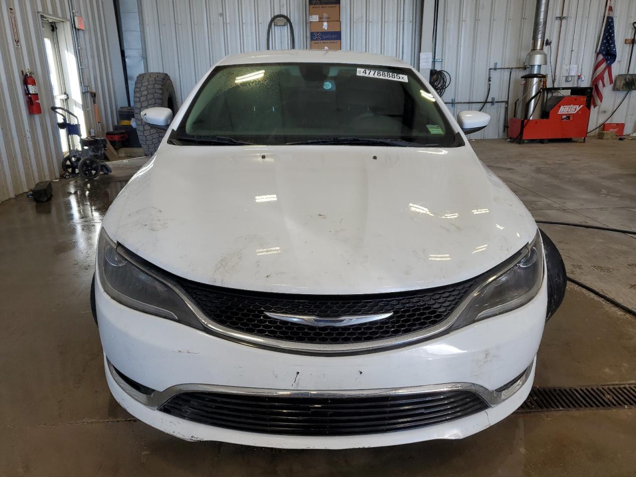 2015 Chrysler 200 - Image 5