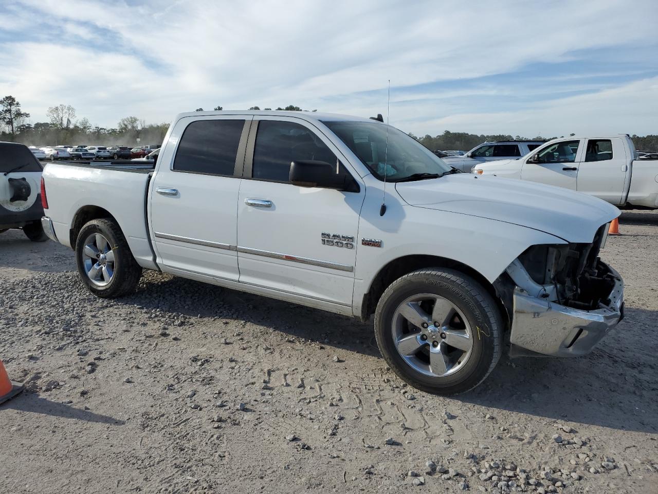 2017 RAM 1500 - Image 4