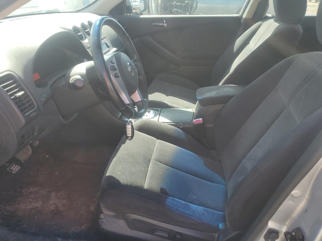 2009 Nissan Altima - Image 7