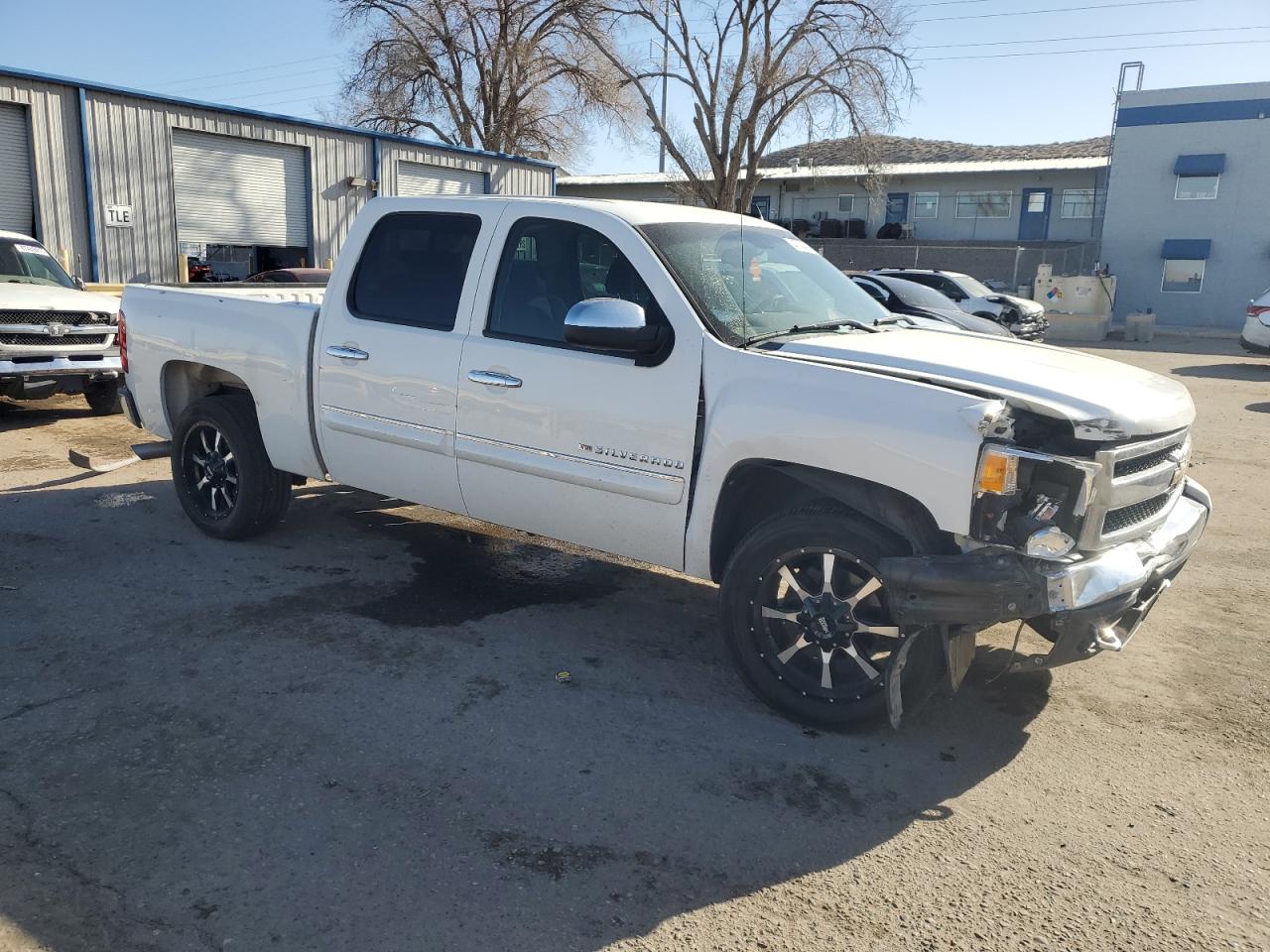 2011 Chevrolet Silverado - Image 4