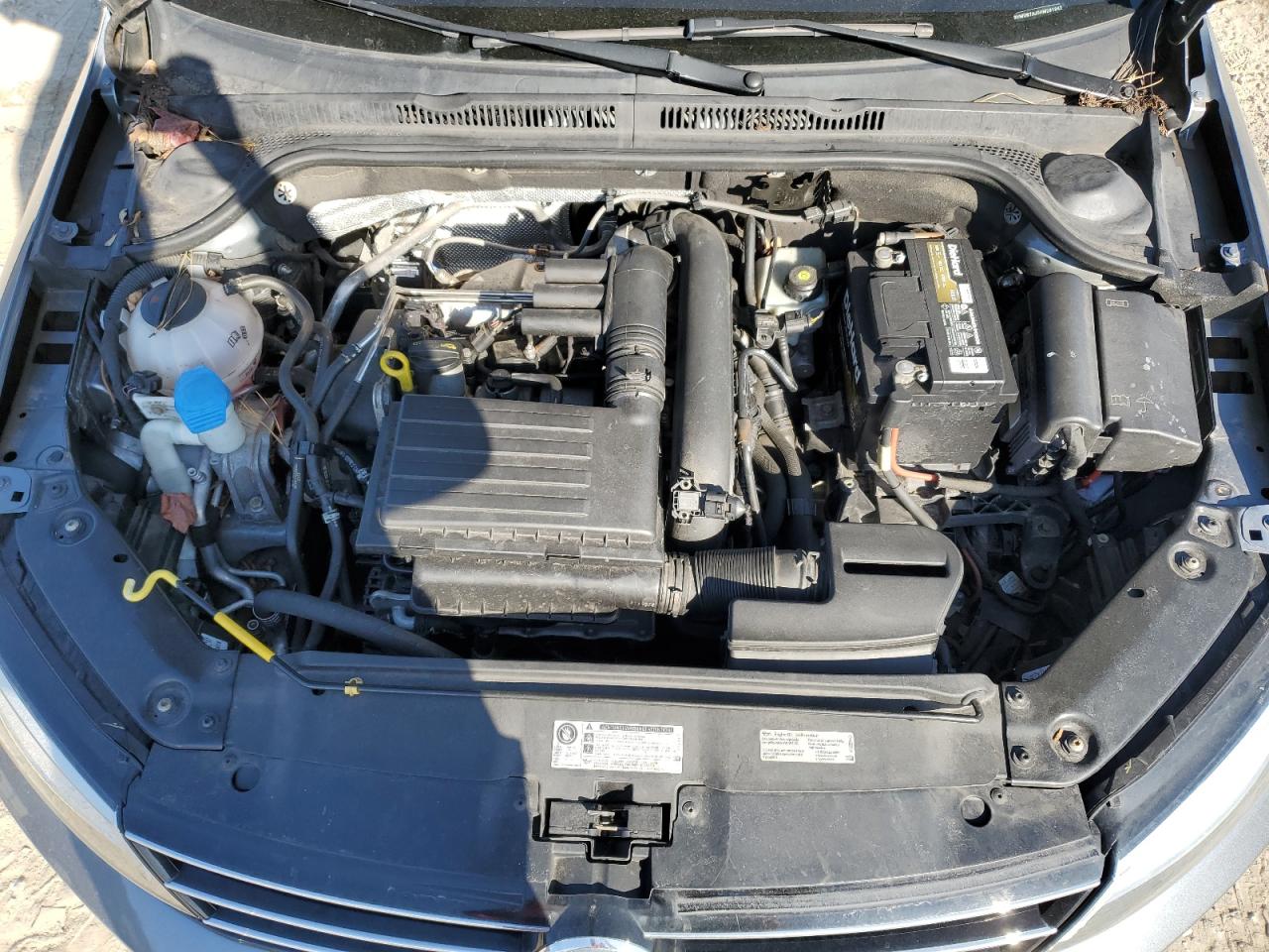 2017 Volkswagen Jetta - Image 11