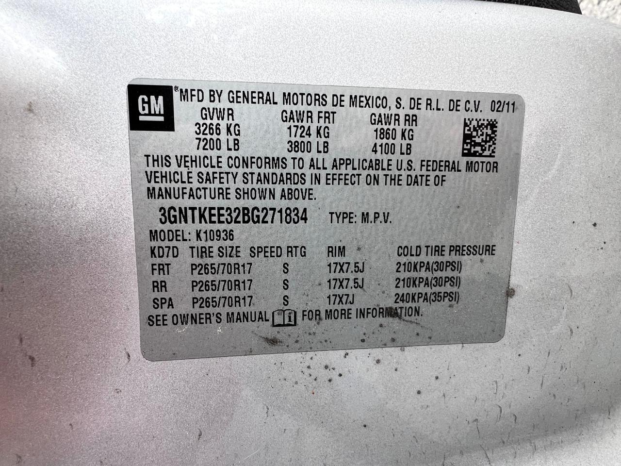 2011 Chevrolet Avalanche - Image 10