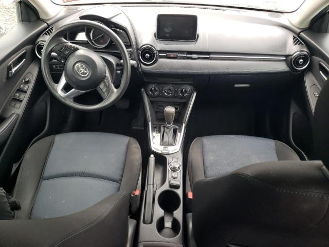  TOYOTA YARIS 2017 White