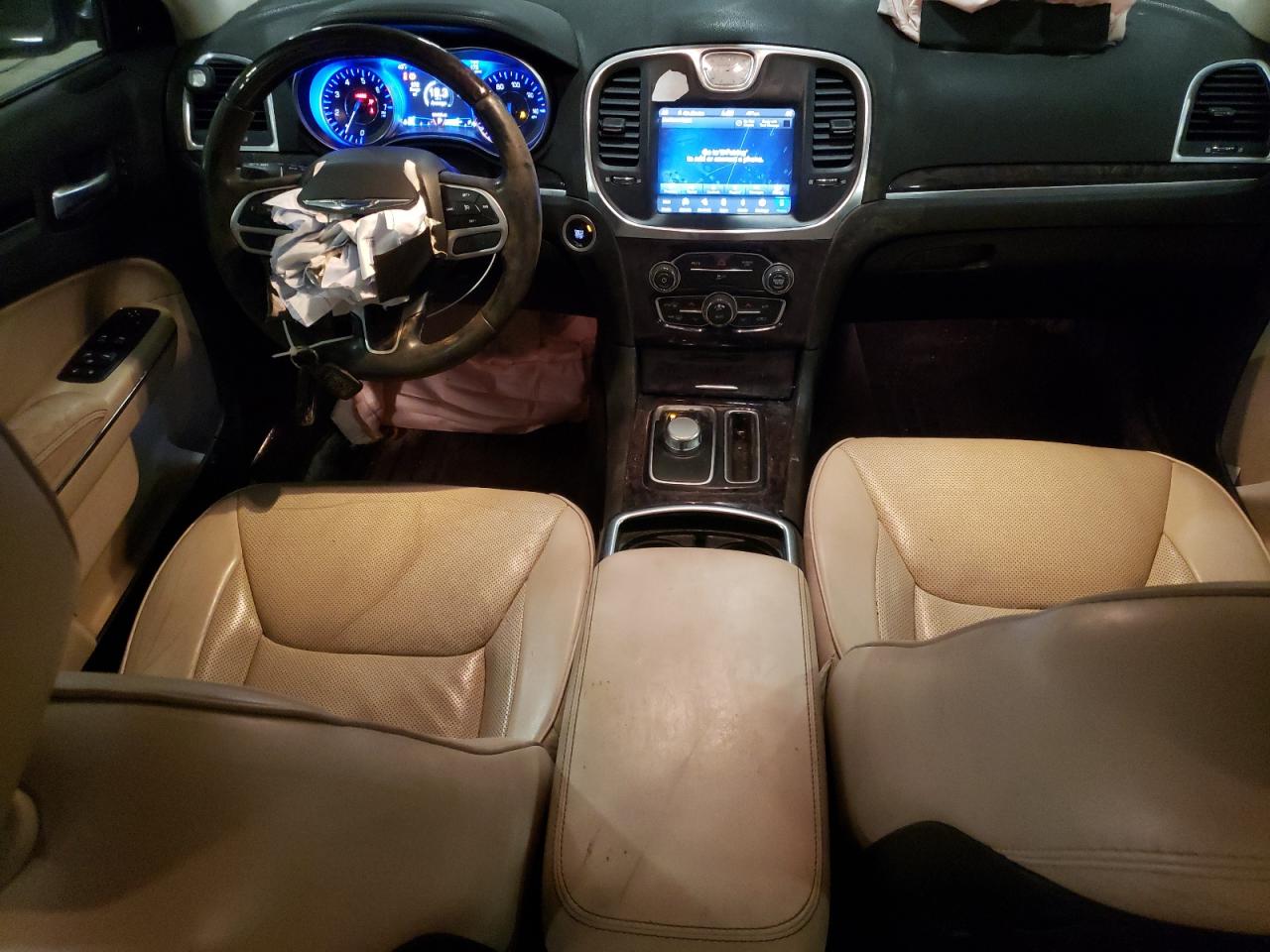 2018 Chrysler 300 - Image 8