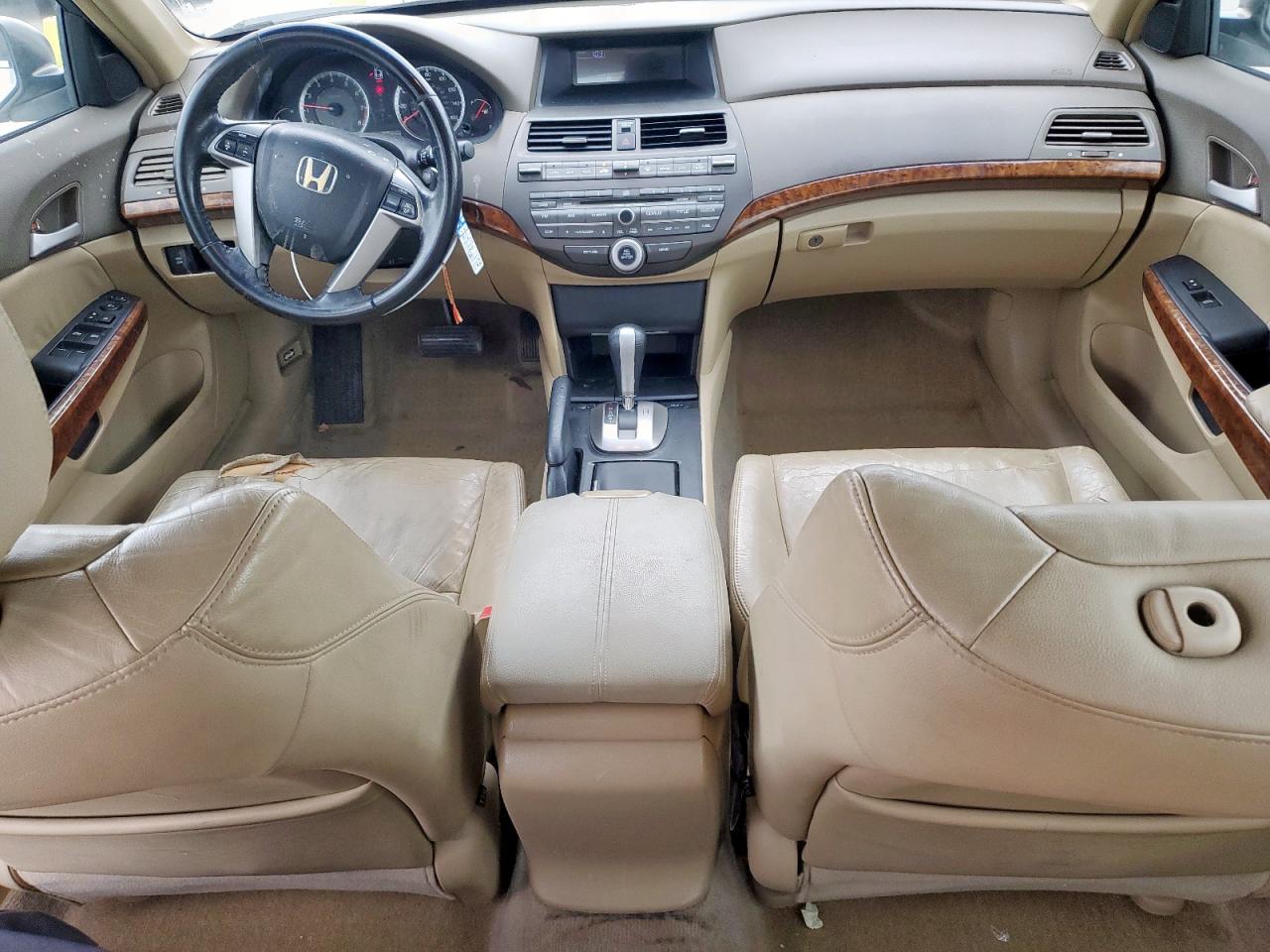 2009 Honda Accord - Image 8