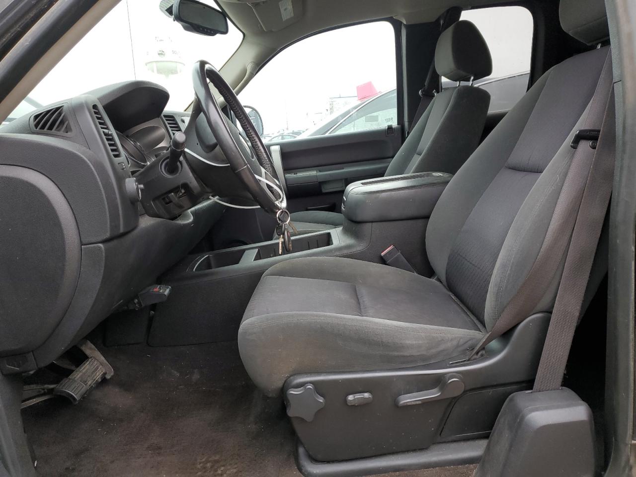 2009 Chevrolet Silverado - Image 7