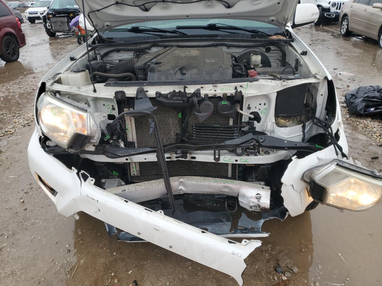 2015 Toyota Tacoma - Image 11