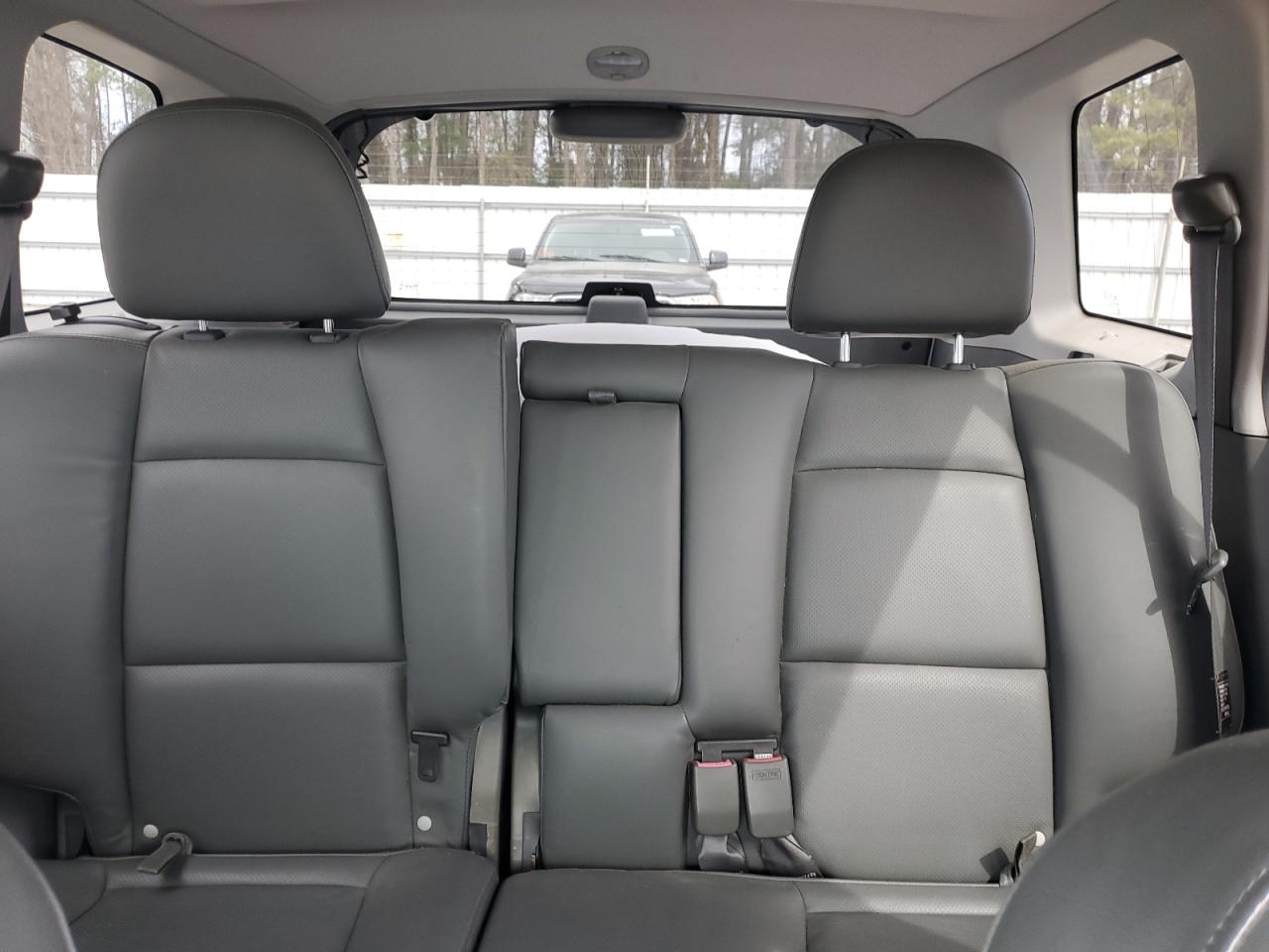 2003 Hyundai Santa Fe - Image 10