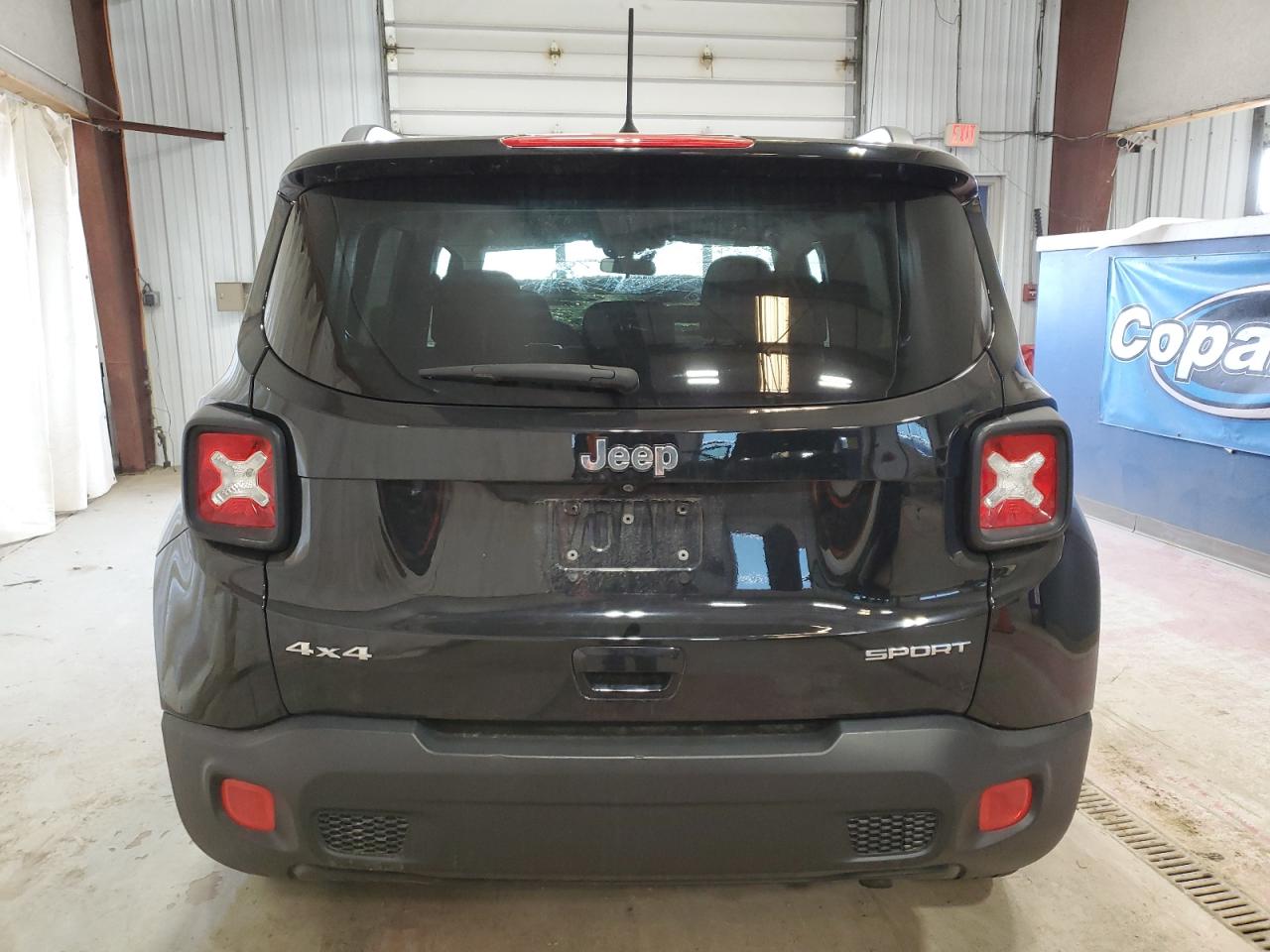 2018 Jeep Renegade - Image 6