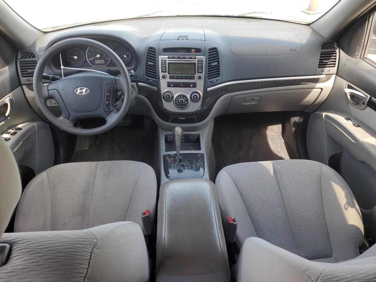 2009 Hyundai Santa Fe - Image 8