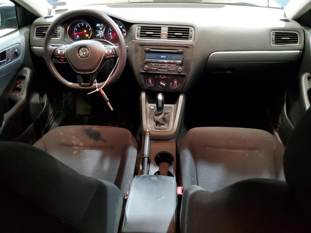 2015 Volkswagen Jetta - Image 8
