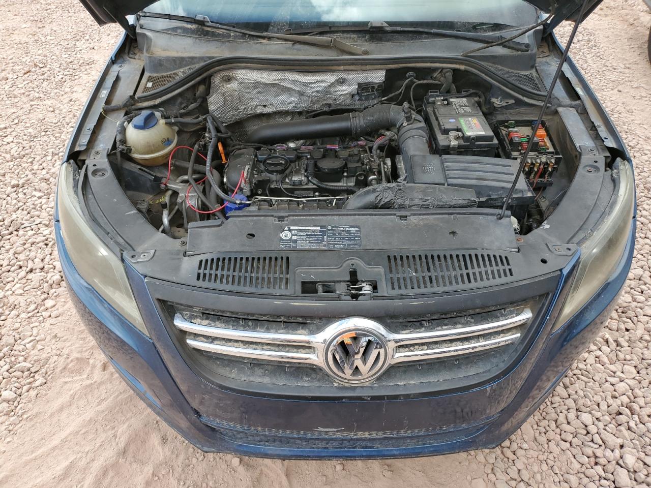 2009 Volkswagen Tiguan - Image 12